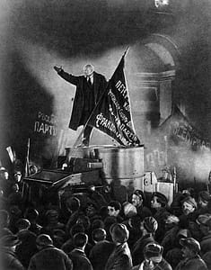 Lenin na broneviku
